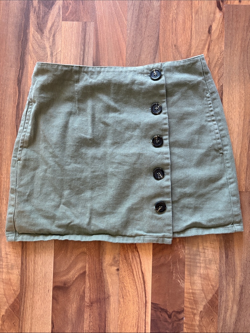 Chloe & Katie Olive Button-Down Mini Skirt Size M